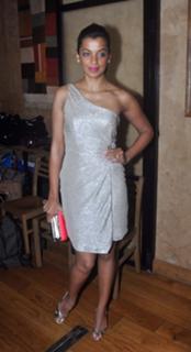 Mugdha Godse feet photo 2