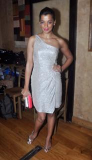 Mugdha Godse feet photo 1