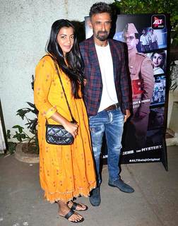 Mugdha Godse feet photo 2