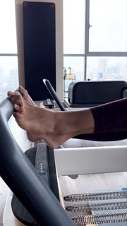 Mugdha Godse feet photo 8