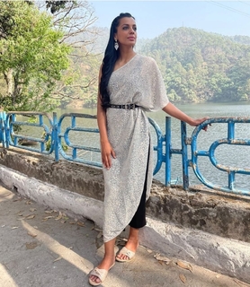 Mugdha Godse feet photo 2