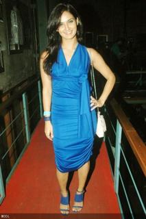 Mukti Mohan feet photo 1