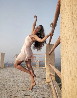 Mukti Mohan feet photo 1