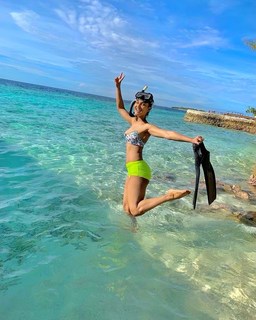 Mukti Mohan feet photo 18