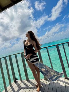Mukti Mohan feet photo 7