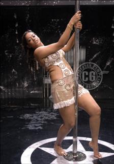 Mumait Khan feet photo 4