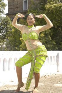Mumait Khan feet photo 11