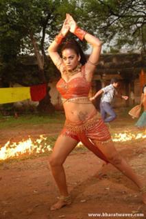 Mumait Khan feet photo 10