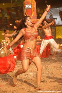 Mumait Khan feet photo 8