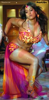 Mumait Khan feet photo 6