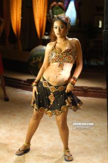 Mumait Khan feet photo 10