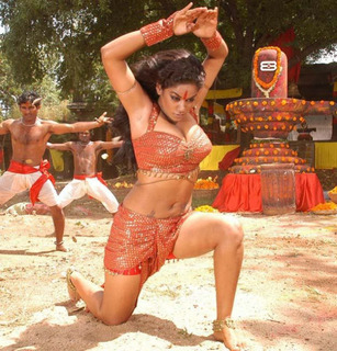 Mumait Khan feet photo 8