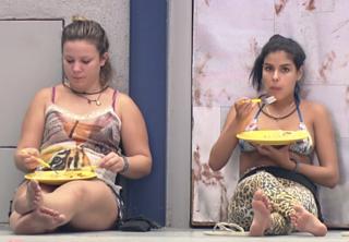 Munik Nunes feet photo 5