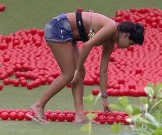 Munik Nunes feet photo 3