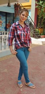 Munmun Dutta feet photo thumbnail