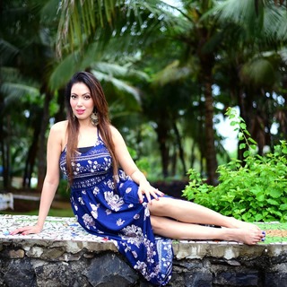 Munmun Dutta feet photo thumbnail