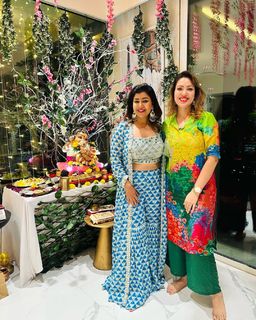 Munmun Dutta feet photo thumbnail