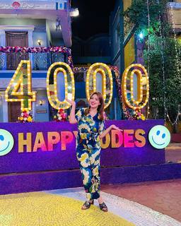 Munmun Dutta feet photo thumbnail