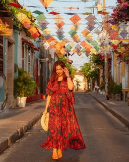 Munmun Dutta feet photo thumbnail