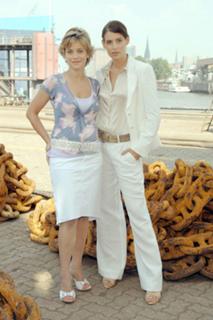 Muriel Baumeister feet photo 7