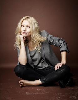 MyAnna Buring feet photo thumbnail