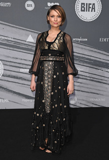MyAnna Buring feet photo thumbnail