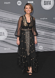 MyAnna Buring feet photo thumbnail