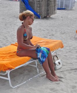 Mya feet photo thumbnail