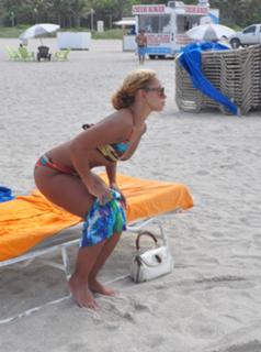 Mya feet photo thumbnail