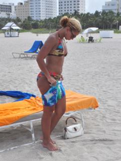 Mya feet photo thumbnail