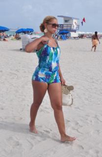 Mya feet photo thumbnail