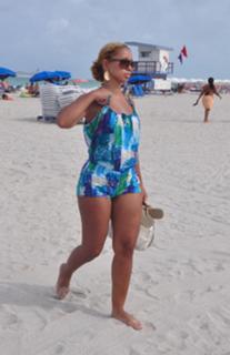 Mya feet photo thumbnail
