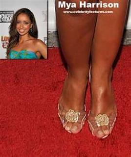 Mya feet photo thumbnail