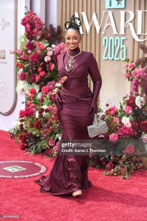 Mya feet photo thumbnail