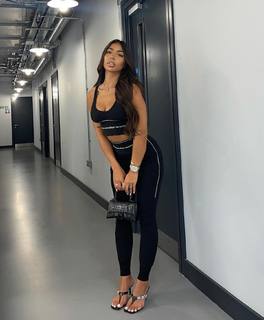 Mya Mills feet photo 18