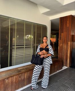 Mya Mills feet photo 16