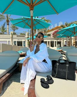 Mya Mills feet photo 3