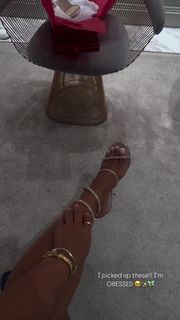 Mya Mills feet photo 15