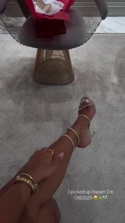 Mya Mills feet photo 11