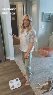 Mykayla Skinner feet photo 8