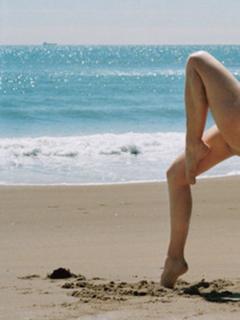 Myla Dalbesio feet photo 1