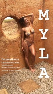 Myla Dalbesio feet photo 3