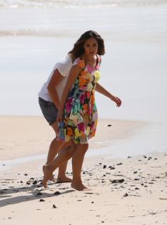 Myleene Klass feet photo thumbnail