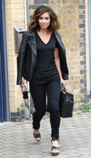 Myleene Klass feet photo thumbnail
