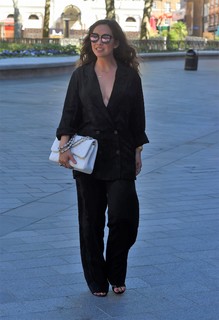 Myleene Klass feet photo thumbnail