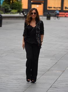 Myleene Klass feet photo thumbnail