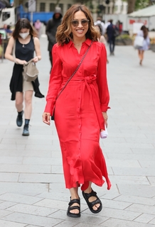 Myleene Klass feet photo thumbnail