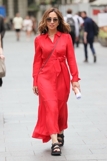 Myleene Klass feet photo thumbnail