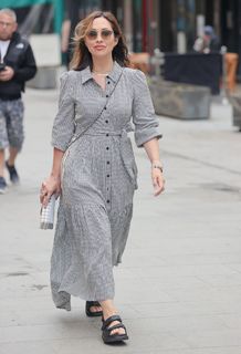 Myleene Klass feet photo thumbnail