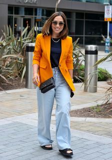 Myleene Klass feet photo thumbnail